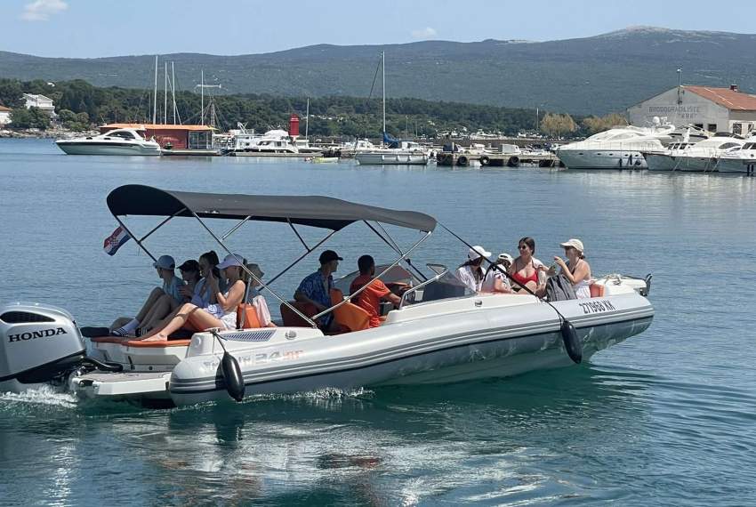 Marlin 24 SR - iz grada Krka 