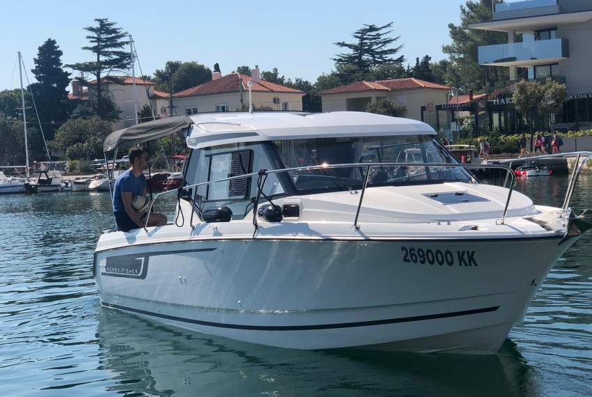 Merry Fisher 795 - iz grada Krka 