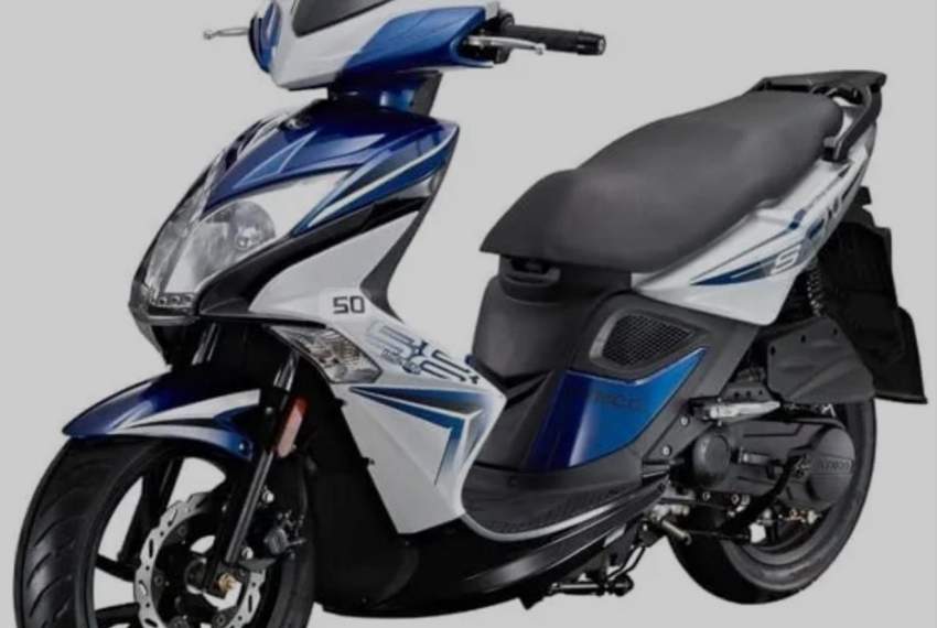 Scooter Kymco agility 50ccm - from Vrbnik