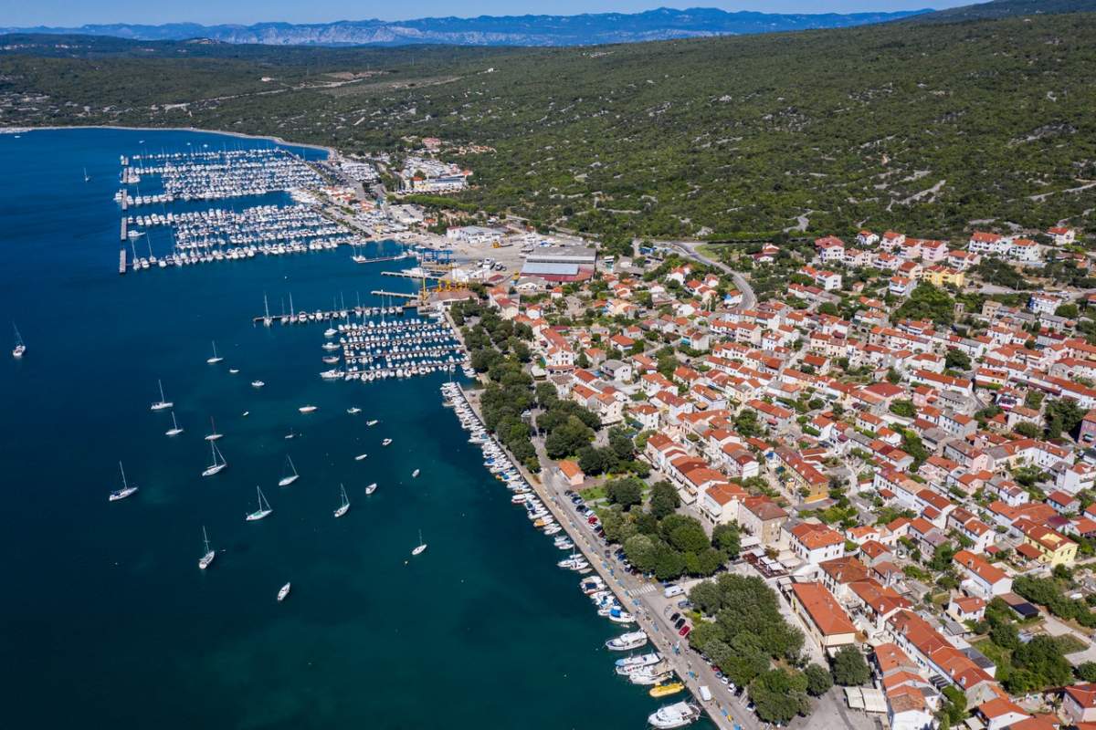 Village Punat from above