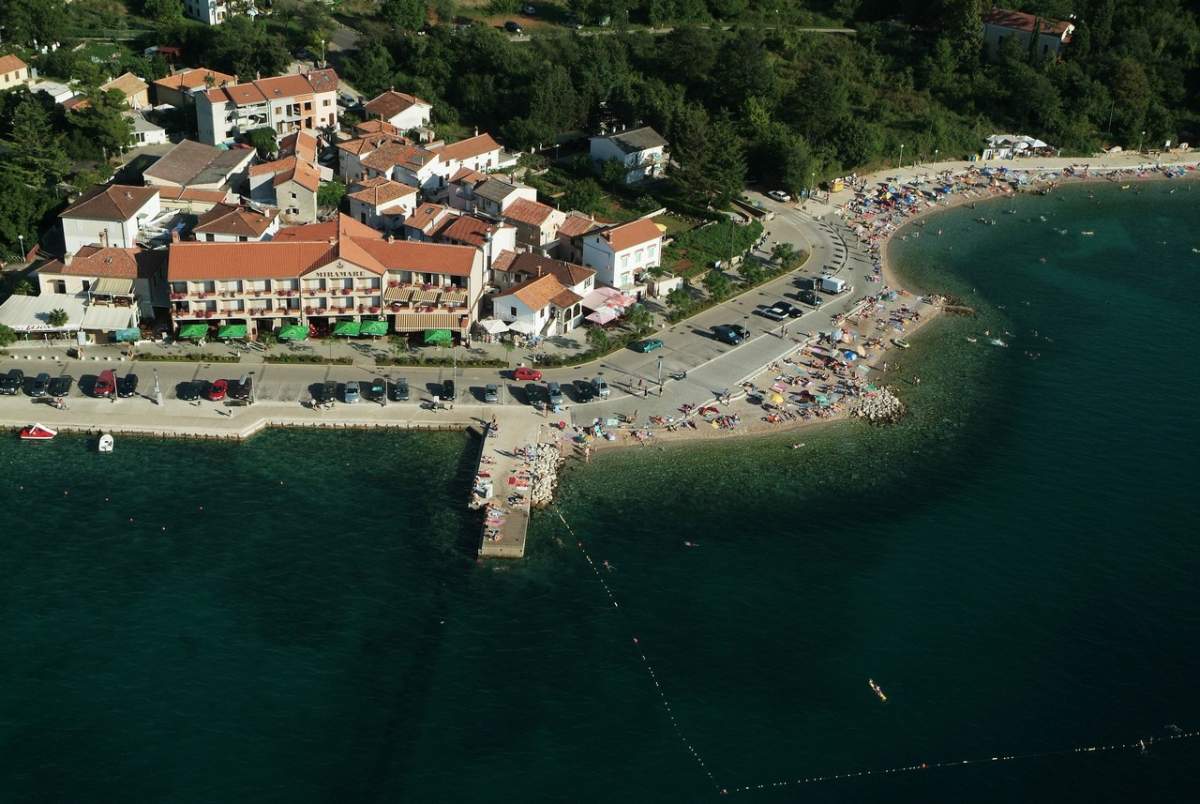 Strand Miramare aus der Luft