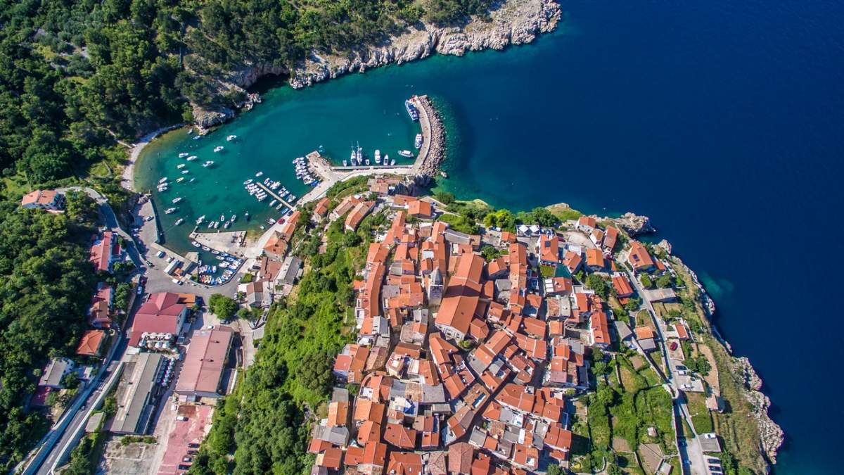 Vrbnik historic center