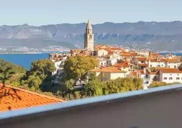 Marino 2 - in posizione tranquilla con vista idilliaca