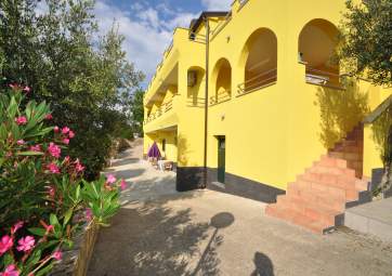 Sunce 4 - only 100 m from the beach