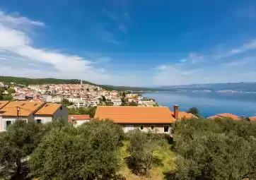 Zlatko - mit Panoramablick auf das Meer, in der Strandnähe