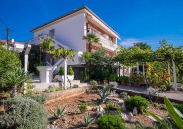 Kate 1 - bright apartment with great sea view