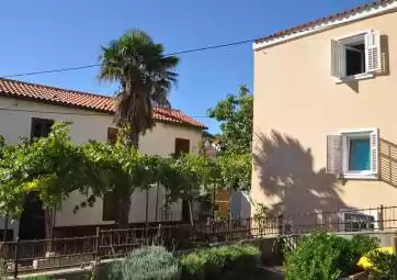 Buza 1 - nel centro della città, vicino alla spiaggia