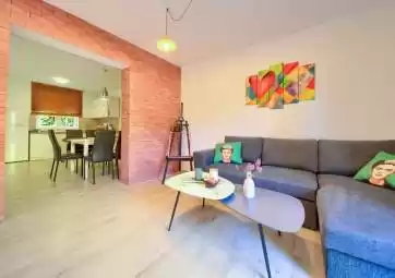 Tatjana 2 - komforan apartman vrlo blizu plaže