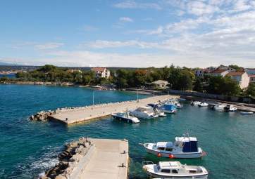 Shore c - accommodation with sea view