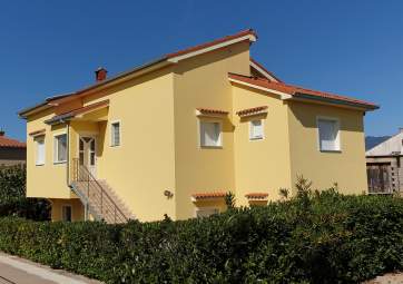 Sabina b - on a great location, with partial sea view