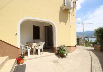 Valery - apartment on an amazing location, close to the beach