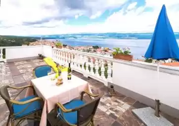 Višnja 2 - with unique sea view & large terrace