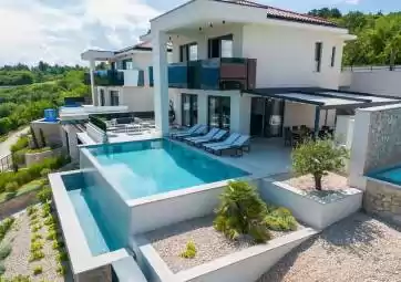 Villa See - purer Luxus mit atemberaubendem Meerblick