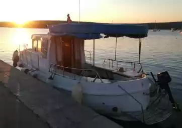 Noćno kupanje na Zlatnoj plaži