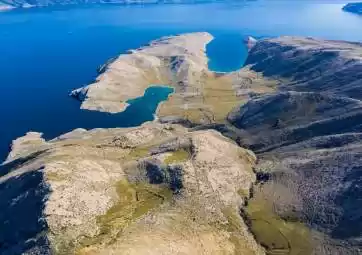 Mala luka e la costa orientale di Krk