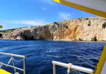 Alla Grotta Blu e Spiaggia Dorata in nave da pesca